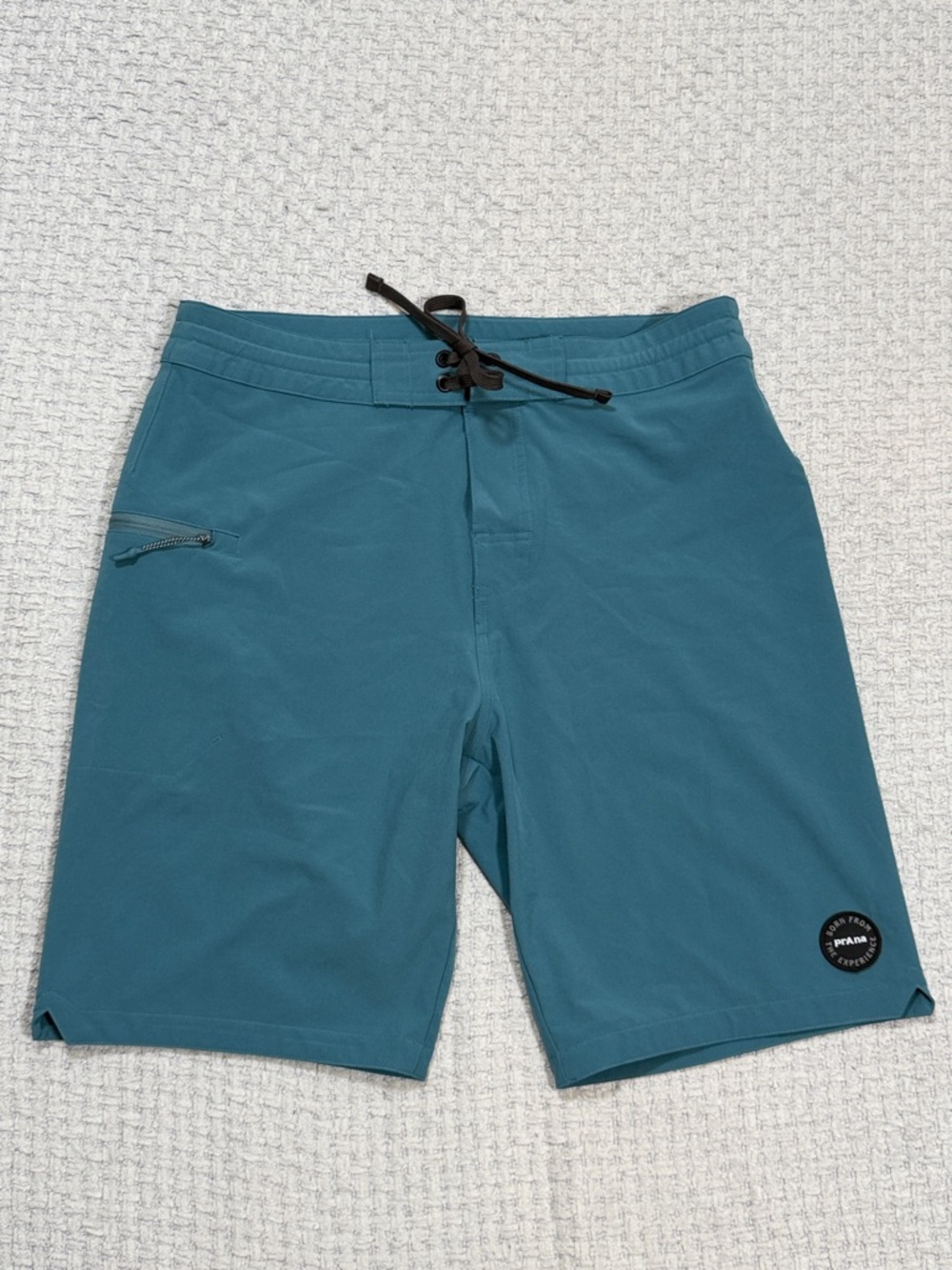 Men’s Prana  Fenton Boardshort Catalina Blue Black Logo & Ties Size Large